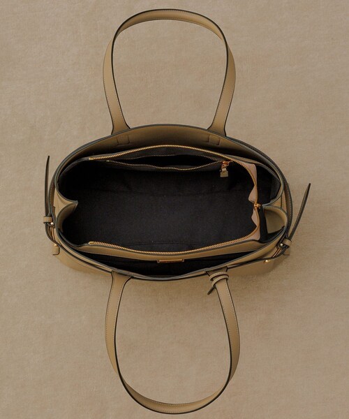 ROPE'（ロペ）の「【E'POR】A BAG Large/A4対応・通勤（トートバッグ・レディース・ブラック/ベージュ・F）」の8枚目の写真