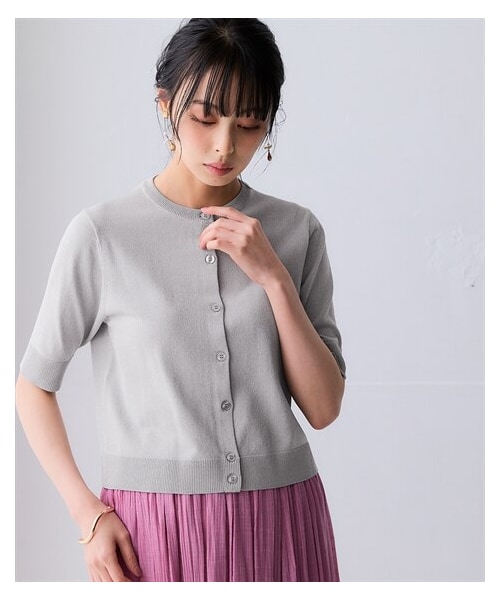 nissen（ニッセン）の「【アイスクリーンプレミアム】クルーネック5分袖ニットカーディガン（持続冷感・接触冷感・毛玉になりにくい・UVカット・洗濯機で洗える・遮熱）＜大きいサイズ有＞（カーディガン/ボレロ・レディース・黒/杢グレー/オフホワイト/スモーキーブルー(終売)/ライムグリーン/ダークグリーン/モカベージュ/ビビットブルー/レモンイエロー/キャメル・S/M/L/LL/3L/4L/5L/6L/8L/10L）」の3枚目の写真