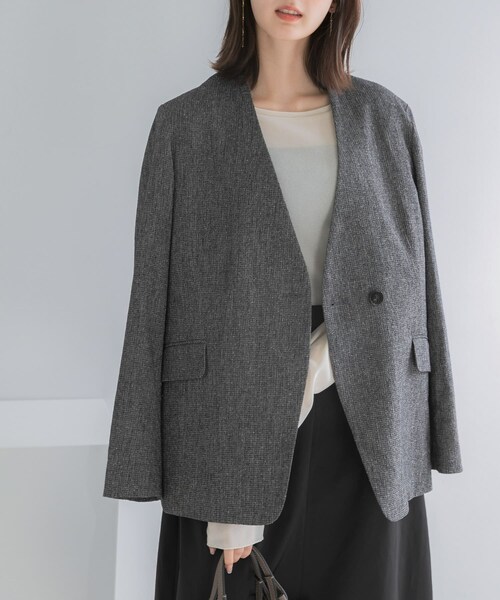 URBAN RESEARCH ROSSO（アーバンリサーチロッソ）の「シルクネップVネックジャケット（ノーカラージャケット・レディース・BLACK/BROWN・36/38）」の10枚目の写真