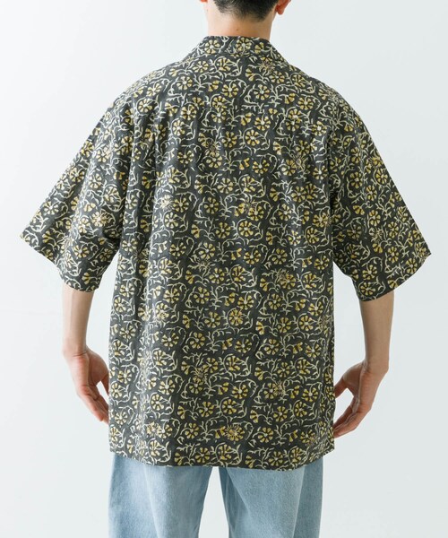 URBAN RESEARCH（アーバンリサーチ）の「COUTURE D’ADAME　Block Print Summerwear（シャツ/ブラウス・メンズ・Grey・40/42）」の5枚目の写真