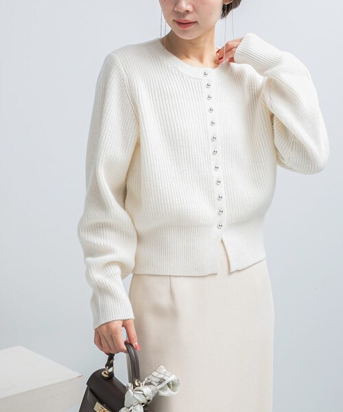 URBAN RESEARCH ROSSO（アーバンリサーチロッソ）の「ボタンデザインニットプルオーバー（カーディガン/ボレロ・レディース・WHITE/PINK/GRAY・Free）」の9枚目の写真