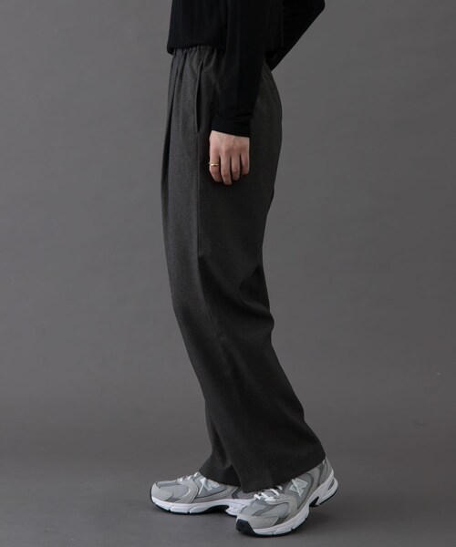 URBAN RESEARCH DOORS(アーバンリサーチドアーズ)の「FORK&SPOON ラナテックイージーパンツ(その他パンツ・レディース・DARK NAVY/GREIGE/CHARCOAL・1/2)」の15枚目の写真