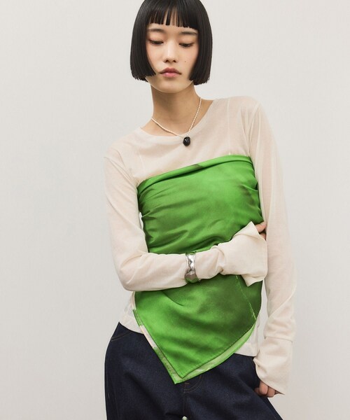 ADAM ET ROPE'（アダムエロペ）の「DOMY DIRECT print scarf（バンダナ/スカーフ・レディース・ブラック/グリーン・F）」の14枚目の写真