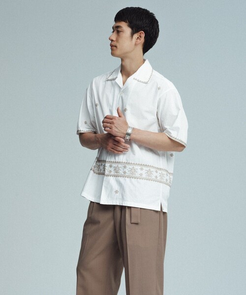 ADAM ET ROPE'（アダムエロペ）の「クロスステッチ ボックスシルエット オープンカラーシャツ（シャツ/ブラウス・メンズ・ブラック/ホワイト・L/M）」の18枚目の写真