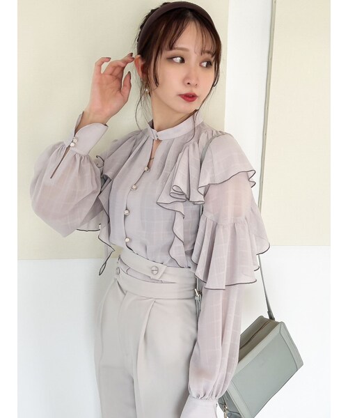 dazzlin（ダズリン）の「バイカラーラインフリルブラウス（シャツ/ブラウス・レディース・アイボリー/グレー/ブラック/パープル・F）」の11枚目の写真