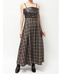 MERCURYDUO | フェイクレザービスチェドッキングキャミワンピース(ワンピース)