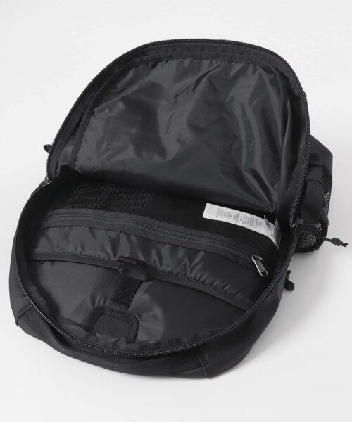 URBAN RESEARCH DOORS(アーバンリサーチドアーズ)の「patagonia REFUGIO DAY PACK 26L(バックパック/リュック・メンズ・BLK/BYFG・One)」の10枚目の写真