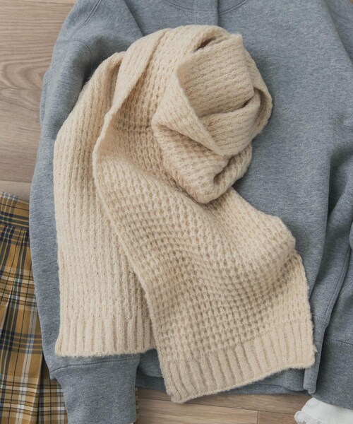URBAN RESEARCH DOORS(アーバンリサーチドアーズ)の「カワリアミニットマフラー(マフラー・レディース・L.BEIGE/RED/GRAY・one)」の8枚目の写真