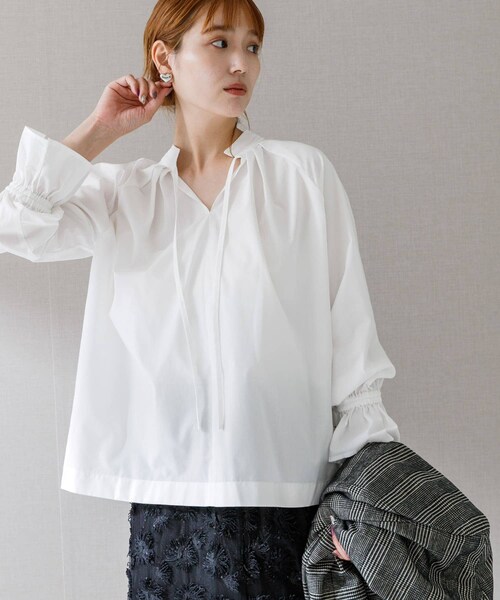 URBAN RESEARCH ROSSO（アーバンリサーチロッソ）の「2WAYボリュームシャツブラウス（シャツ/ブラウス・レディース・OFF WHITE/ORANGE/CHARCOAL・FREE）」の11枚目の写真