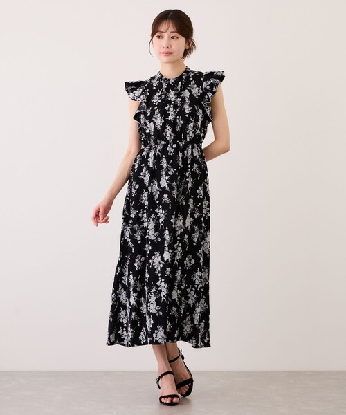 Jayro(ジャイロ)の「花柄プリント袖フリルワンピース(ワンピース・レディース・ブラック系/ホワイト系・M)」の5枚目の写真