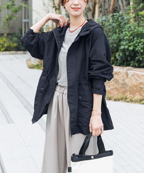 URBAN RESEARCH DOORS（アーバンリサーチドアーズ）の「『WEB/一部店舗限定カラー』ナイロンマウンテンパーカー（マウンテンパーカー・レディース・L.BEIGE/LIME/NAVY/BLACK・S/M）」の16枚目の写真