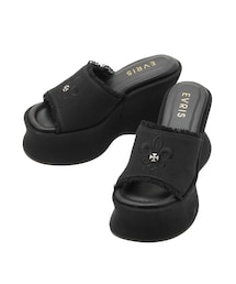 EVRIS | フリンジズタッズサンダル(サンダル)