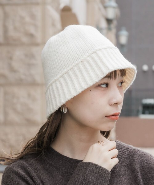 SMELLY（スメリー）の「ニットデザインハット（ハット・レディース・BLK/IVO・-）」の4枚目の写真