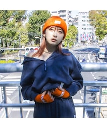 Reebok（リーボック）の「ジムワッグ ハーフジップ ニットトップス