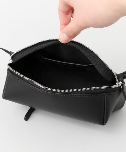 URBAN RESEARCH（アーバンリサーチ）の「RIVEE　WAIST BAG（ボディバッグ/ウエストポーチ・メンズ・NAVY/BLACK/WHITE・FREE/Free）」の10枚目の写真