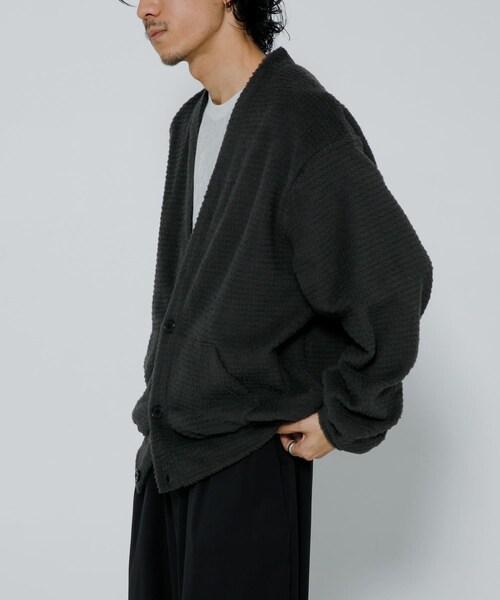 URBAN RESEARCH（アーバンリサーチ）の「Alpha cardigan（カーディガン/ボレロ・メンズ・gray/black・L/XL）」の4枚目の写真