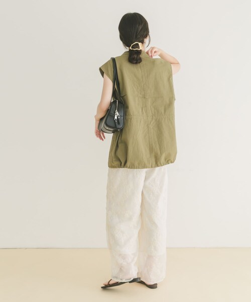 ITEMS URBANRESEARCH（アイテムズ アーバンリサーチ）の「ミリタリージレ（テーラードジャケット・レディース・KHK/BLK・FREE）」の17枚目の写真