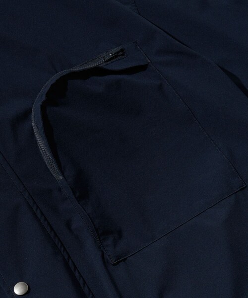 ADAM ET ROPE'（アダムエロペ）の「【POLYPLOID/ポリプロイド】MOUNTAIN JACKET C（マウンテンパーカー・メンズ・ネイビー・2/3）」の5枚目の写真