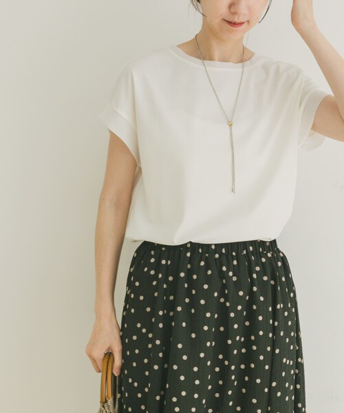 ITEMS URBANRESEARCH（アイテムズ アーバンリサーチ）の「バックタックフレンチプルオーバー（Tシャツ/カットソー・レディース・BLK/WHT/L.BLU/BRN・FREE）」の20枚目の写真