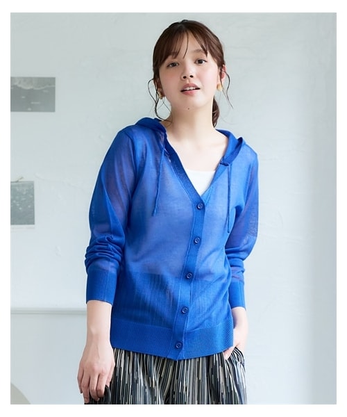 nissen（ニッセン）の「＜大きいサイズ＞シャリ美シアーニットフードカーディガン（カーディガン/ボレロ・レディース・赤/黒/ネイビー/ブルー・L~LL/3L~4L/5L~6L/8L/10L）」の13枚目の写真
