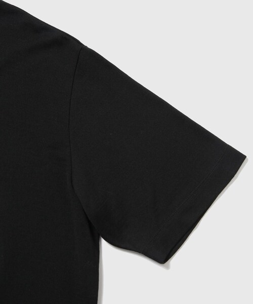 ADAM ET ROPE'(アダムエロペ)の「【NIKKE】ウール天竺 ハーフスリーブ ニットT(Tシャツ/カットソー・メンズ・ブラック/ネイビー・L/M)」の15枚目の写真