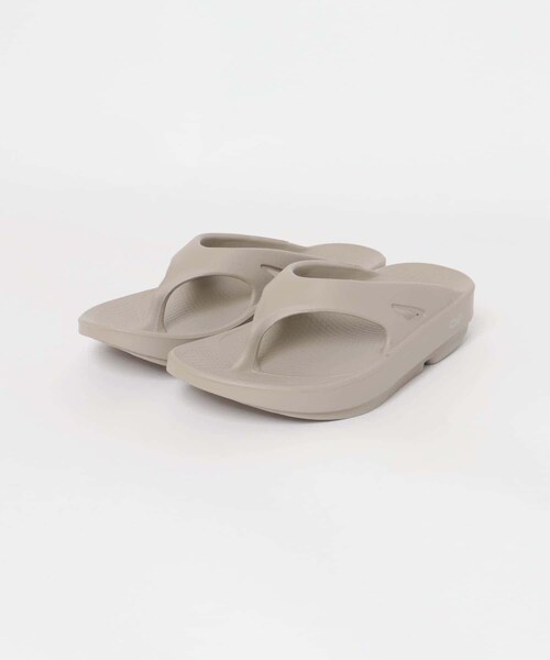 URBAN RESEARCH DOORS（アーバンリサーチドアーズ）の「OOFOS　OOriginal（サンダル・レディース・NeptuneBlu/Black/Nomad/Slate・6/7）」の3枚目の写真