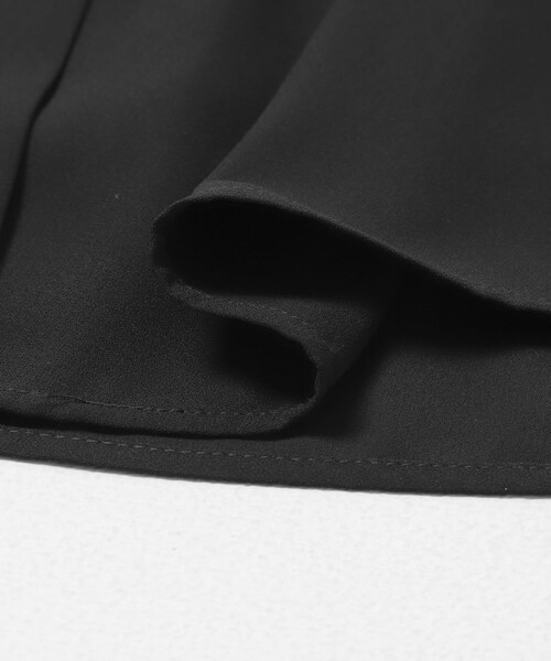 URBAN RESEARCH ROSSO（アーバンリサーチロッソ）の「2WAYウォッシャブルフレアスリーブ ブラウス（シャツ/ブラウス・レディース・OFF WHITE/DARK BLUE/BLACK・Free）」の10枚目の写真