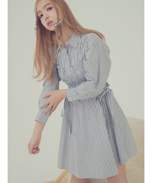 CALNAMUR（カルナムール）の「SHIRTS×SHIRRING MINI OP SET/シャツ×シャーリングミニワンピースセット（シャツワンピース・レディース・ブラック/ブルー・F）」の3枚目の写真