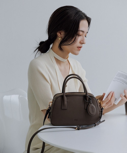 ROPE'(ロペ)の「【E'POR】TWO BOSTON BAG Mini/撥水・26AW新型(ハンドバッグ・レディース・ブラック/ダークブラウン・F)」の3枚目の写真