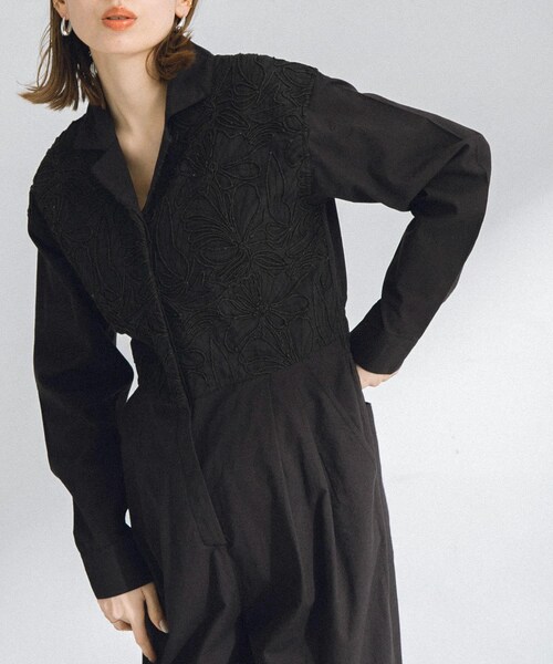 URBAN RESEARCH Sonny Label（アーバンリサーチサニーレーベル）の「エンブロイダリーオールインワン（サロペット/オーバーオール・レディース・ブラック/ベージュ・36/38）」の4枚目の写真