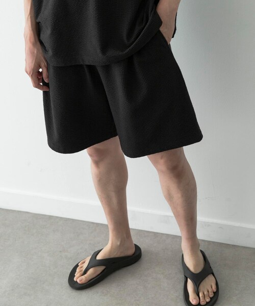URBAN RESEARCH Sonny Label（アーバンリサーチサニーレーベル）の「カットシアサッカーショートパンツ（その他パンツ・メンズ・ブラック/ネイビー・M/L）」の3枚目の写真