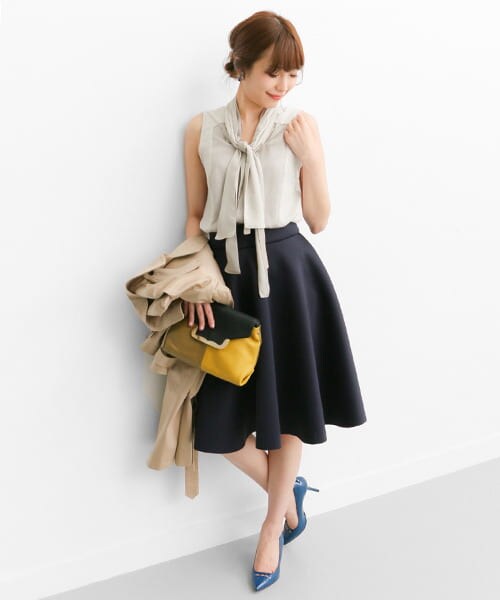 URBAN RESEARCH ROSSO（アーバンリサーチロッソ）の「ボウタイノースリーブブラウス（シャツ/ブラウス・レディース・LIGHT GRAY/NAVY/APRICOT・FREE）」の6枚目の写真