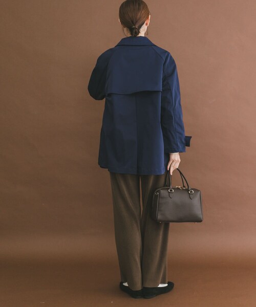 ITEMS URBANRESEARCH（アイテムズ アーバンリサーチ）の「ミドルトレンチコート（ステンカラーコート・レディース・BEG/NVY・FREE）」の12枚目の写真