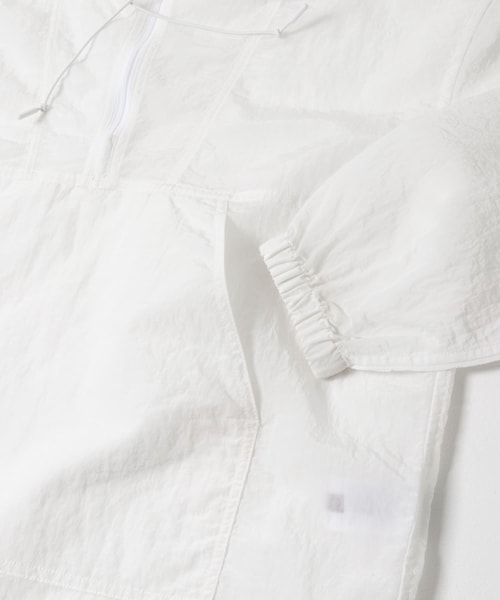 URBAN RESEARCH DOORS(アーバンリサーチドアーズ)の「FORK&SPOON シアーアノラックパーカー(パーカー・レディース・OFF/BLACK・1)」の5枚目の写真