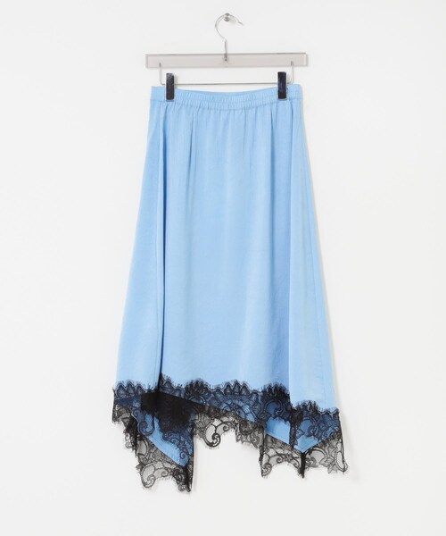URBAN RESEARCH(アーバンリサーチ)の「BAUM UND PFERDGARTEN CRINKLED SATIN SKIRT(スカート・レディース・DUSK BLUE・36)」の6枚目の写真