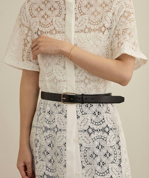 ROPE'（ロペ）の「シグネットバックルレザーワイドベルト（ベルト・レディース・ブラック/ダークブラウン・F）」の4枚目の写真