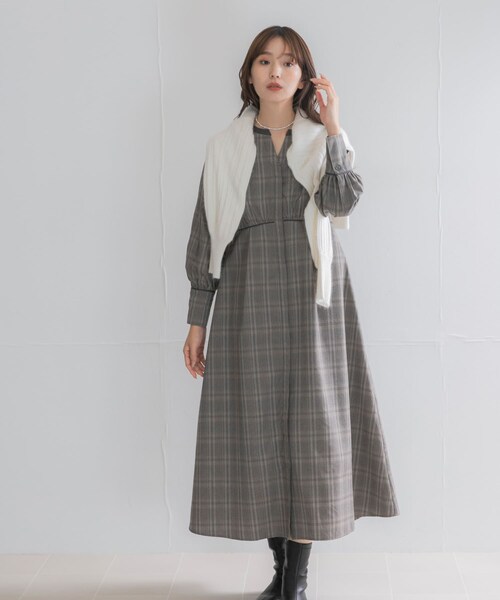 URBAN RESEARCH ROSSO（アーバンリサーチロッソ）の「『一部WEB限定カラー』バイカラーチェックナローワンピース（ワンピース・レディース・BROWN/BEIGE/NAVY・Free）」の8枚目の写真