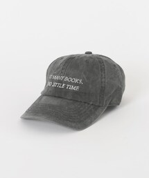 BLANKMAG SO MANY BOOKS Cap