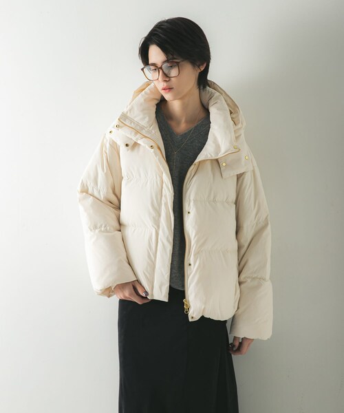 URBAN RESEARCH(アーバンリサーチ)の「2WAYフーデットダウンコート(その他アウター・レディース・OFF WHITE/BEIGE/BLACK・36/38)」の17枚目の写真