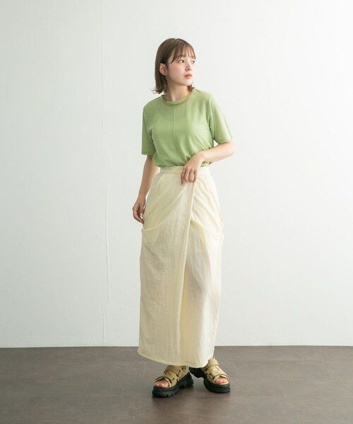 KBF(ケイビーエフ)の「サイドオープンカットソー(Tシャツ/カットソー・レディース・BLUE/L.GREEN/BROWN・one)」の21枚目の写真