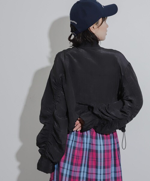 SENSE OF PLACE by URBAN RESEARCH(センスオブプレイスバイアーバンリサーチ)の「ドロストシャーリングシアーブルゾン(ブルゾン・レディース・ORANGE/IVORY/BLACK・one)」の22枚目の写真