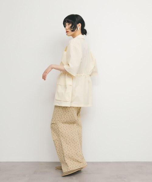 KBF(ケイビーエフ)の「ポケットディティールジャケット(テーラードジャケット・レディース・CAMEL/IVORY・one)」の14枚目の写真