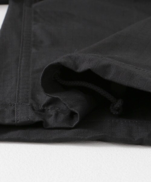 URBAN RESEARCH DOORS（アーバンリサーチドアーズ）の「SASSAFRAS　Overgrown Pants（その他パンツ・メンズ・Black/Gray・S/M/L）」の17枚目の写真