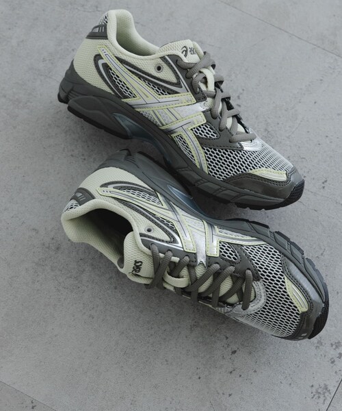 URBAN RESEARCH（アーバンリサーチ）の「ASICS　GEL-DS TRAINER 14（スニーカー・レディース・WHT/TC YEL/T GRY/P SV・24/24.5/25）」の21枚目の写真