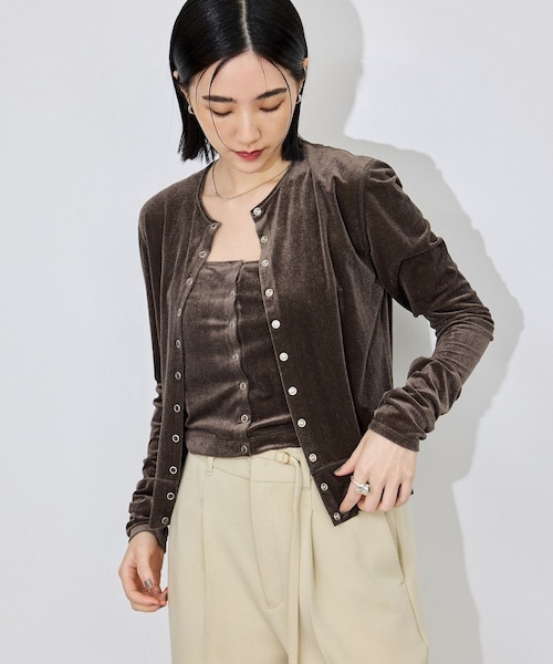 ADAM ET ROPE'(アダムエロペ)の「【定番】マルチWAYシアートリコットベロアカーディガン(カーディガン/ボレロ・レディース・キナリ/ダークブラウン/ライトグリーン/ブルー・F)」の2枚目の写真