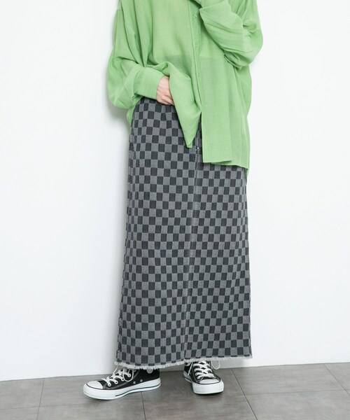 KBF（ケイビーエフ）の「チェッカーパターンデニムスカート（デニムスカート・レディース・BLUE/GRAY/BLACK・one）」の11枚目の写真