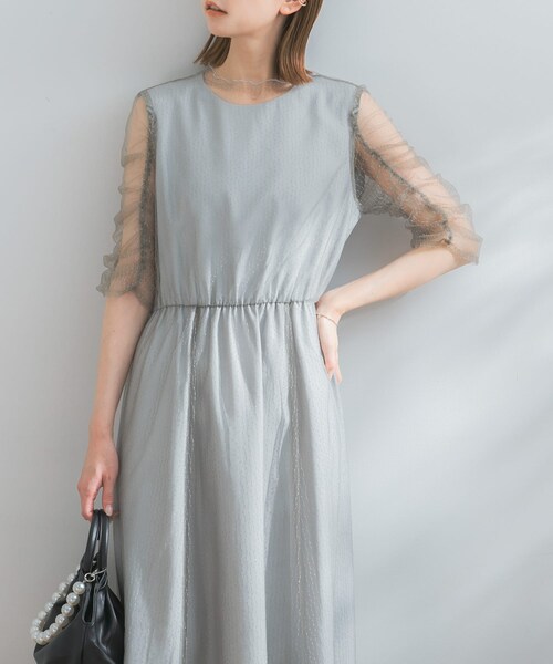 URBAN RESEARCH ROSSO（アーバンリサーチロッソ）の「kaene　シャイニーチュールドレス（ワンピース・レディース・gray/beige・38）」の3枚目の写真