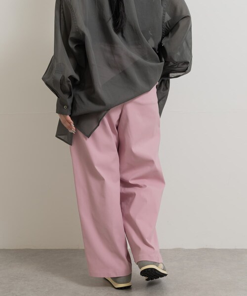 THE GOODLAND MARKET（ザグッドランドマーケット）の「『別注』MIDIUMISOLID×TGM　tuck wide tapered PT（その他パンツ・レディース・BLACK/KHAKI/PINK・one）」の22枚目の写真