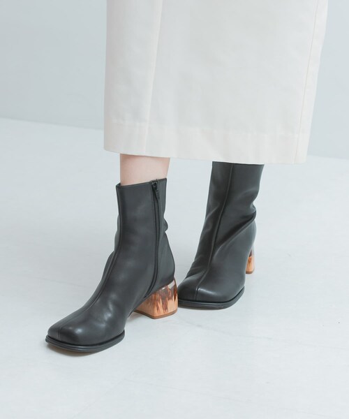 URBAN RESEARCH ROSSO（アーバンリサーチロッソ）の「ALM.　ADELA LEATHER BOOTS（ブーツ・レディース・BLACK・36/37/38）」の2枚目の写真