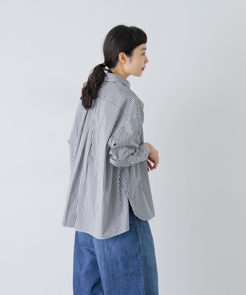 かぐれ（カグレ）の「TICCA　スクエアビッグシャツ（シャツ/ブラウス・レディース・BLACK ST/BLUE・1）」の6枚目の写真